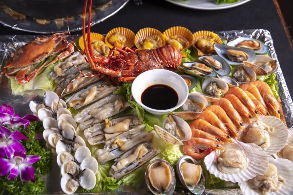 大牛时代配资 人生第一次吃“它”就叫了120！为了这一口住院值吗？